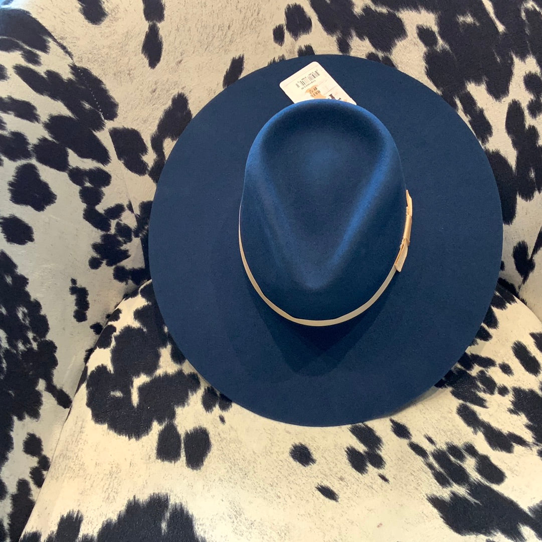 Twister Navy Pinch Front