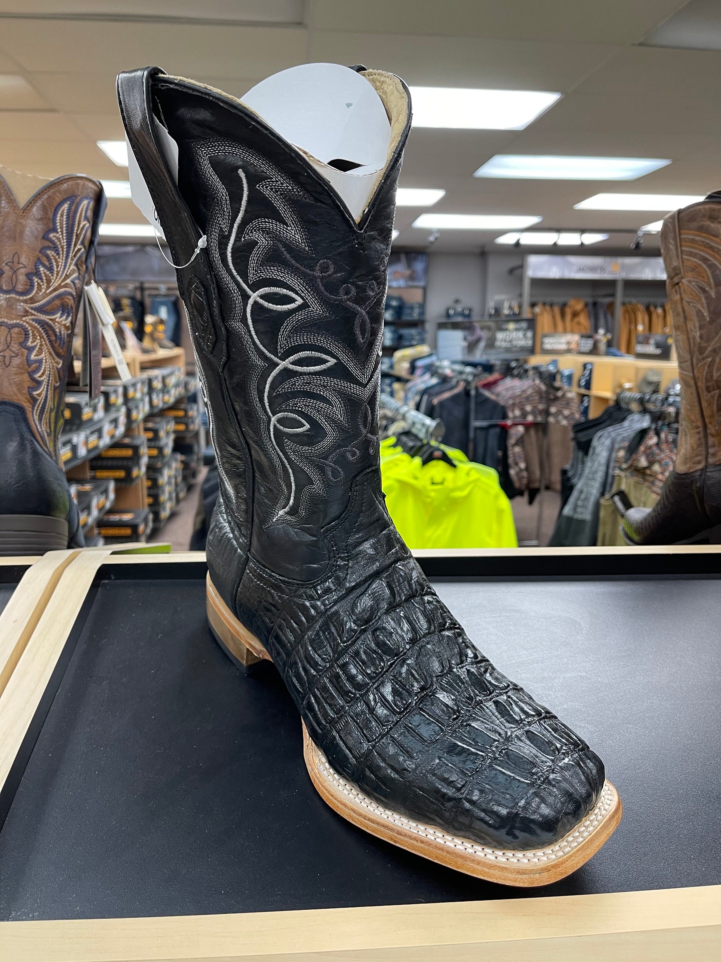 Cowtown Caiman Tail Print Men's Boots