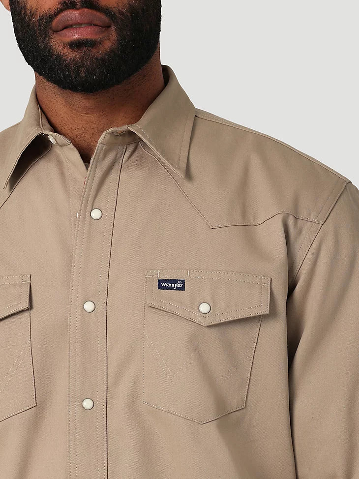 Wrangler Long Sleeve Flannel Lined Work Shirt in Dune