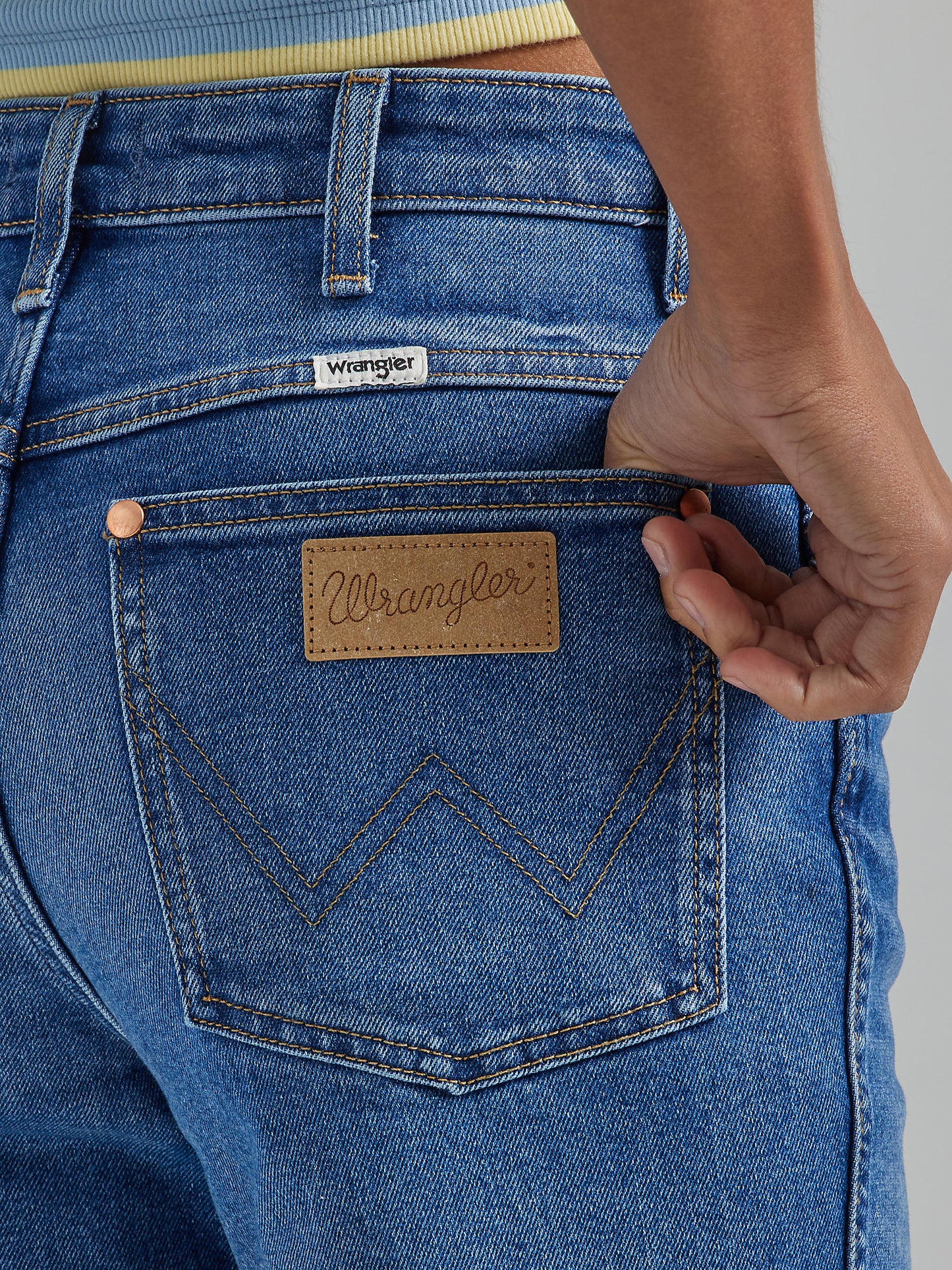 Sale ✨ Wrangler Dallas Original Flare