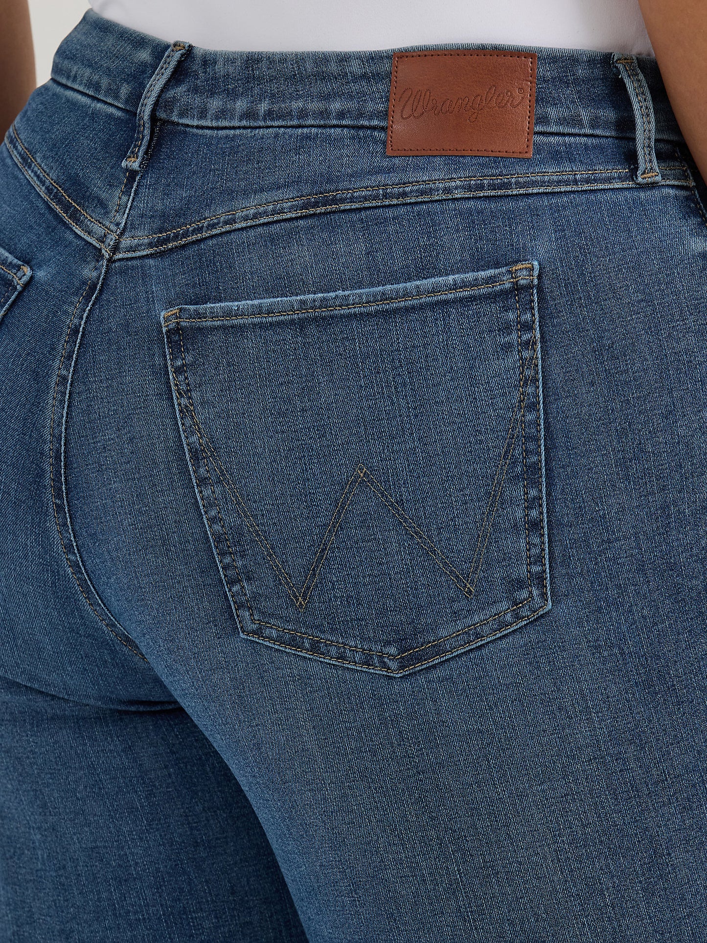 Wrangler Bespoke Women's Extra Stretch Flare