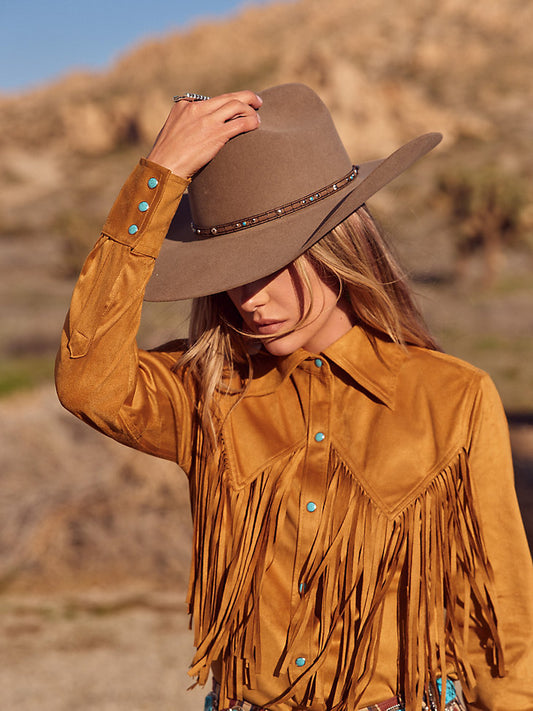 Sale ✨Wrangler X Lainey Wilson Fringe Out Snap Up