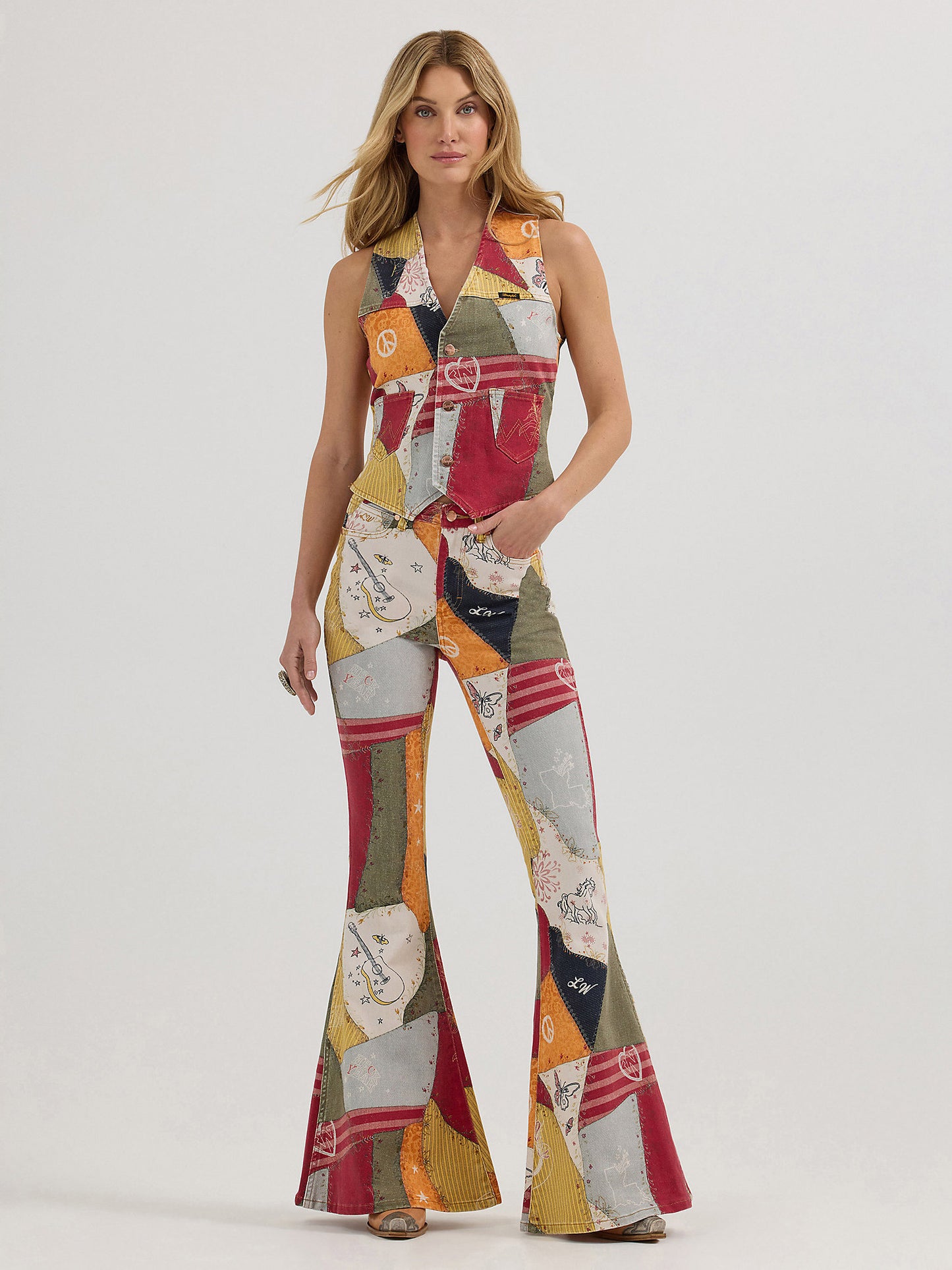 Sale ✨Wrangler X Lainey Wilson Patchwork Bell Bottom Jeans