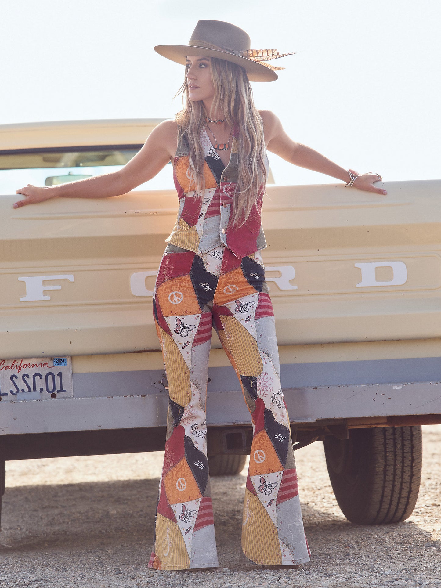 Sale ✨Wrangler X Lainey Wilson Patchwork Bell Bottom Jeans