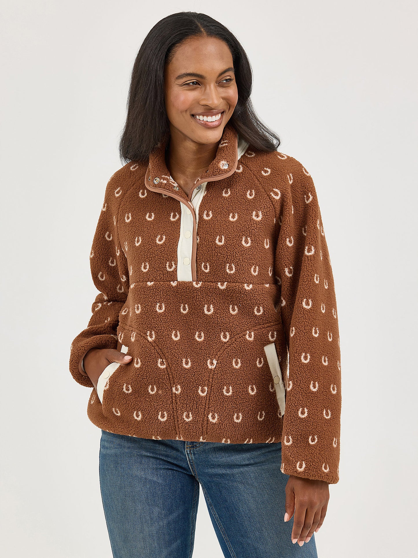 Wrangler Lucky Horseshoe Pullover