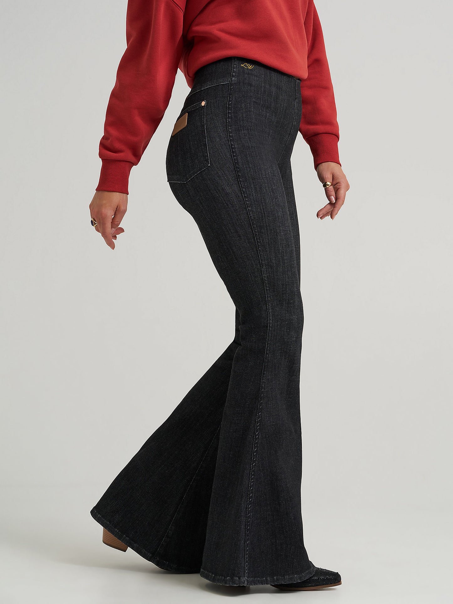 Wrangler Lainey Wilson Pull On Bell Black