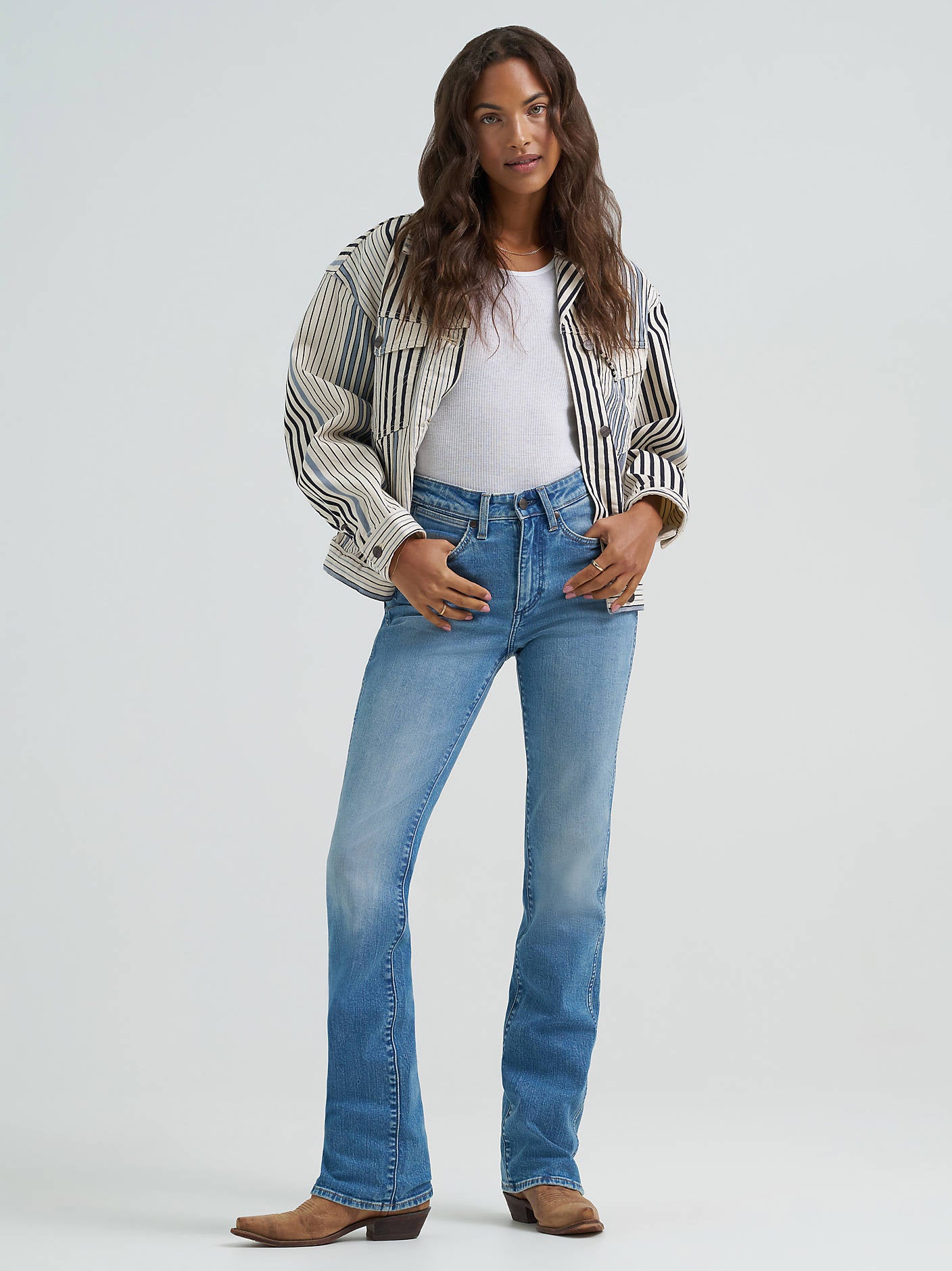 Wrangler Dusty Light Bootcut Jeans