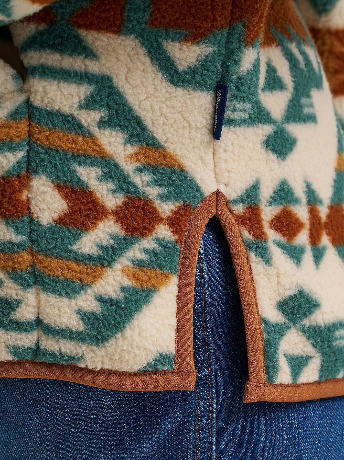 Wrangler Sherpa Serape Prairie Aztec