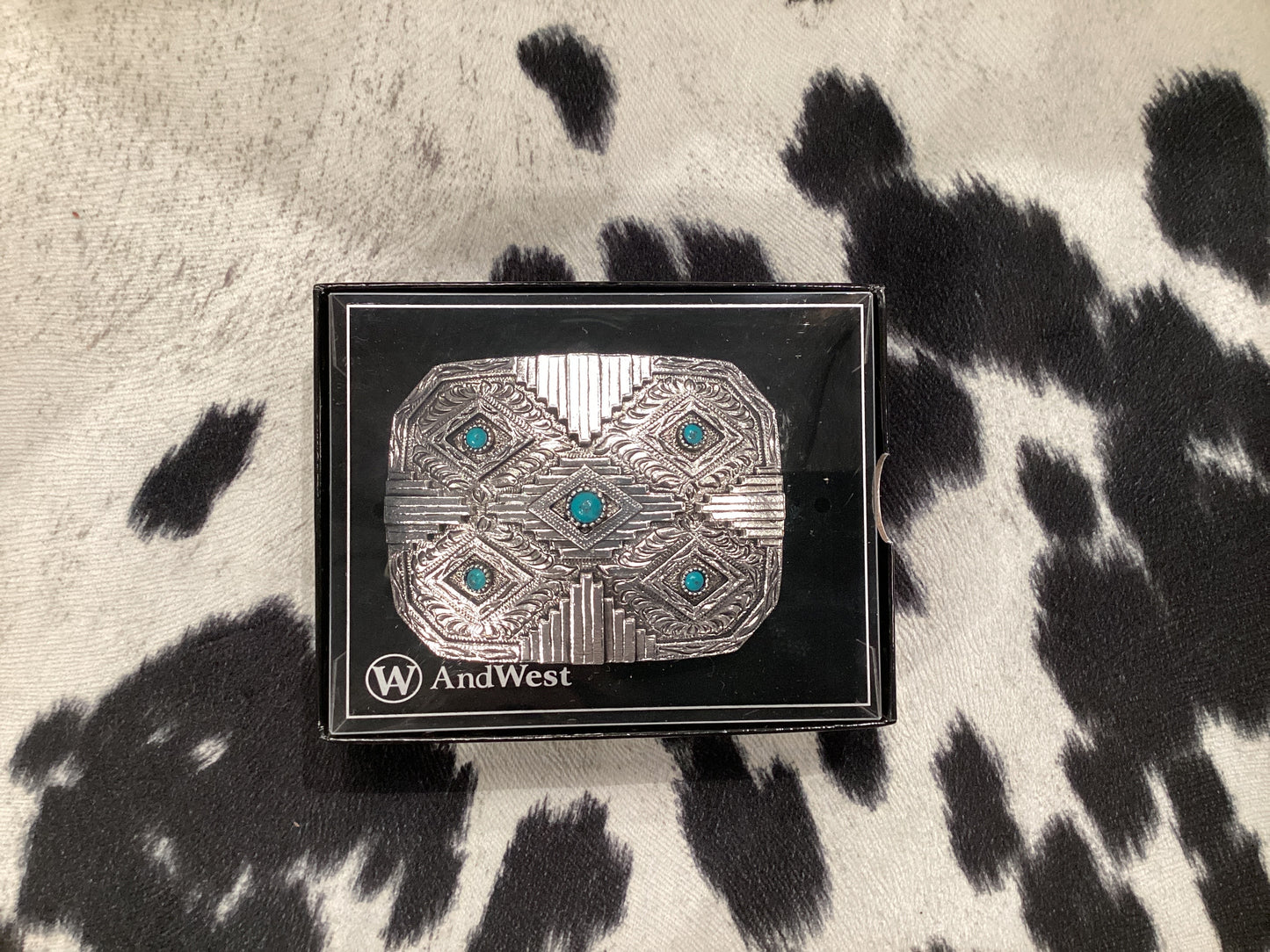 Cast Blanket Aztec Buckle