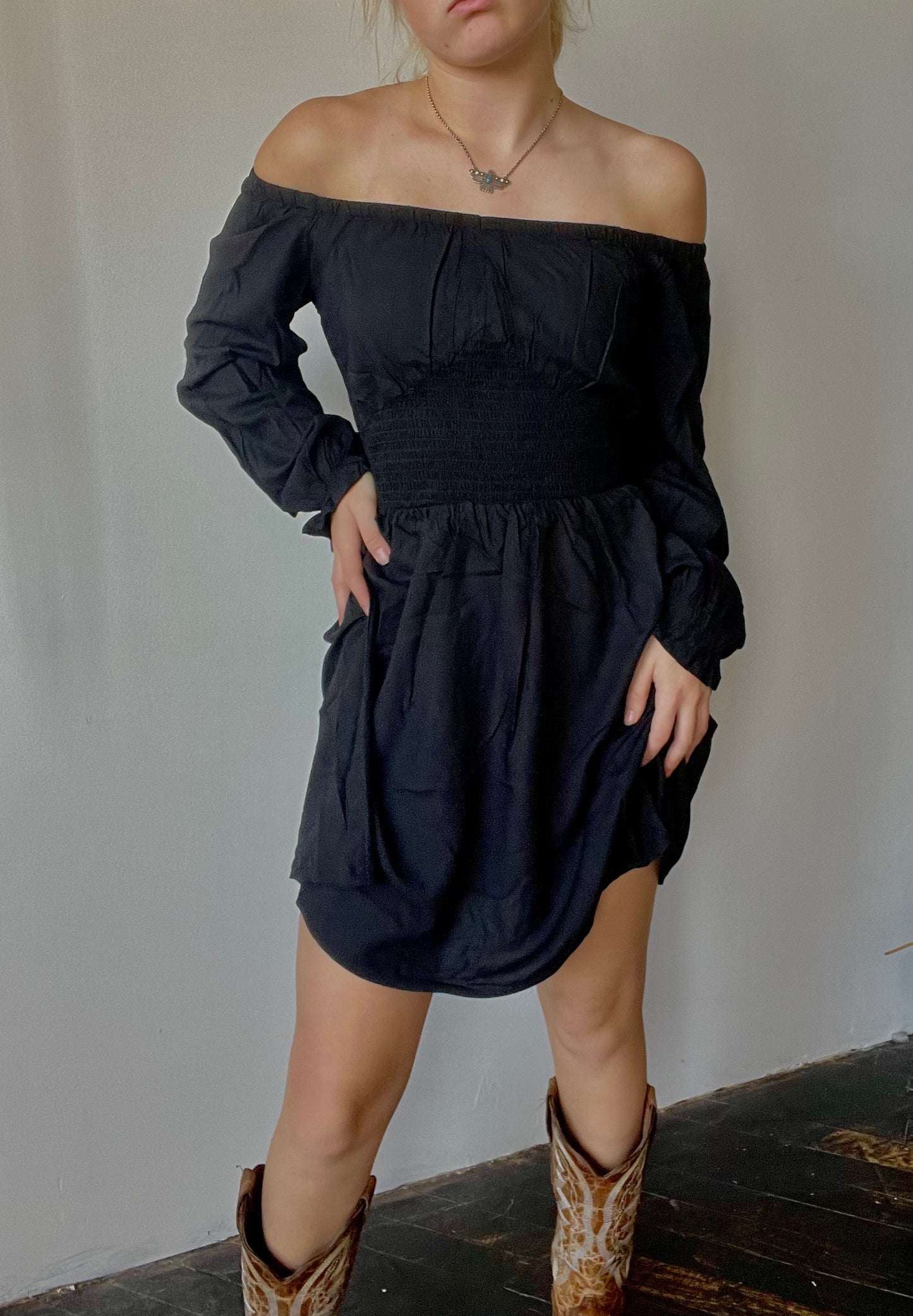 Regina Black Dress