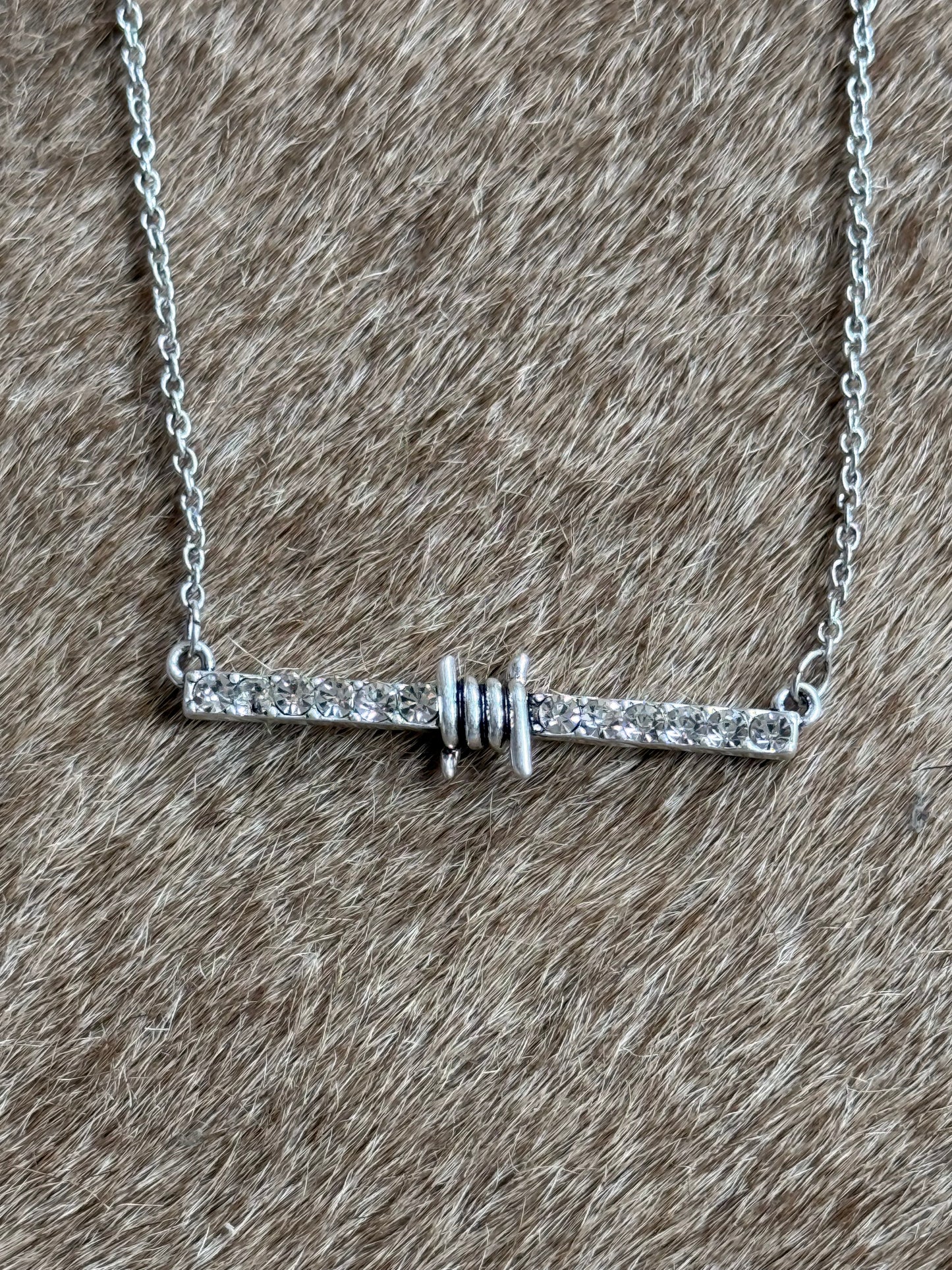 Lainey Wilson Barb Wire Pendant Necklace