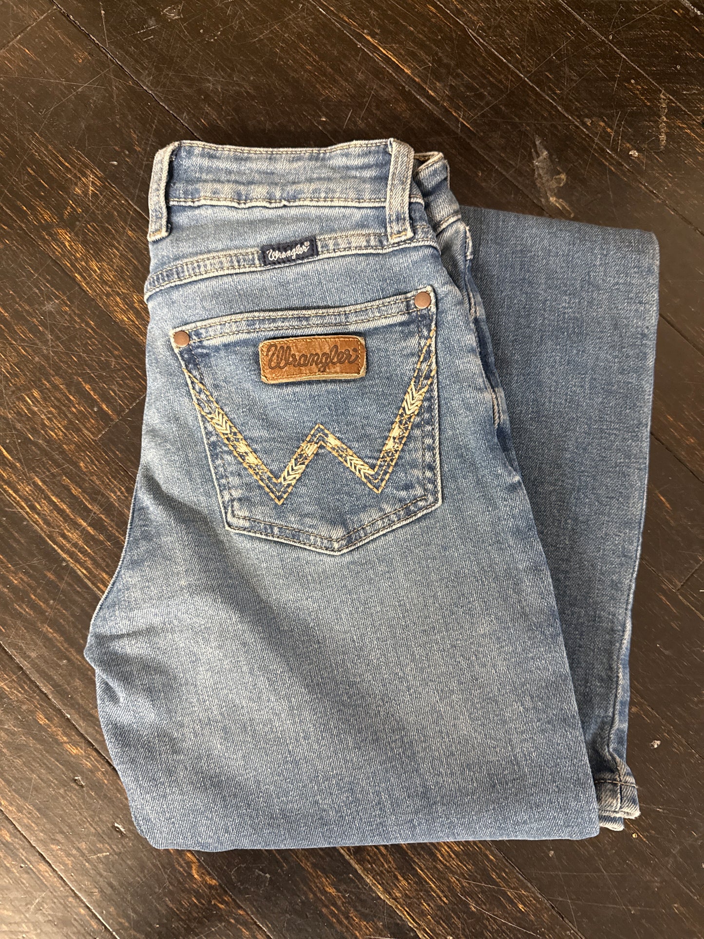 Final Sale✨Wrangler Emma Mid Rise Bootcut