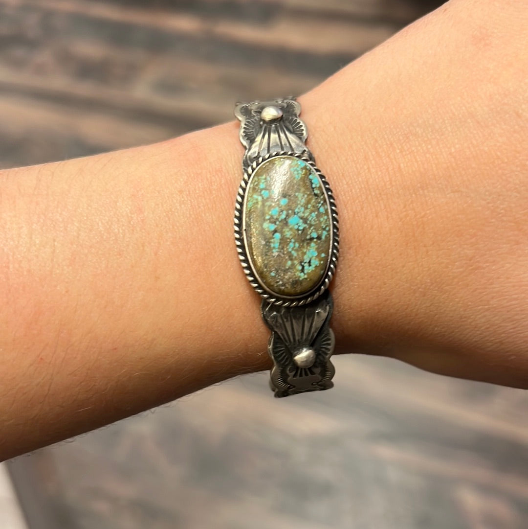 Amitola Cuff