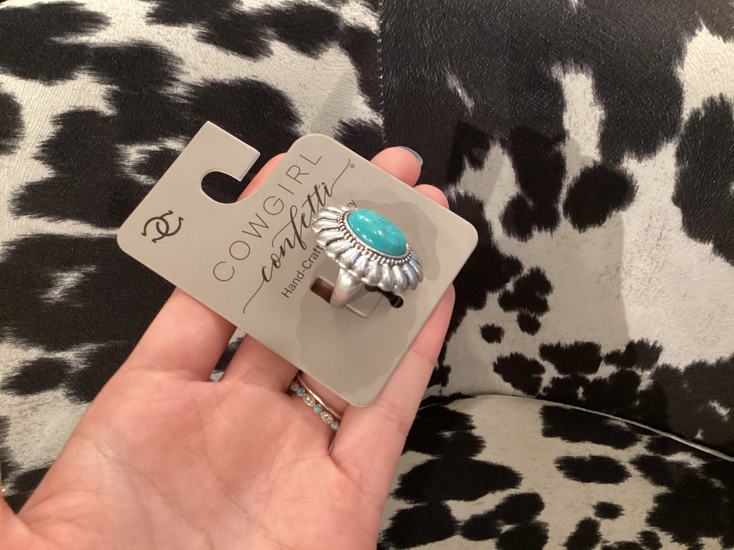 Oval Turquoise Ring