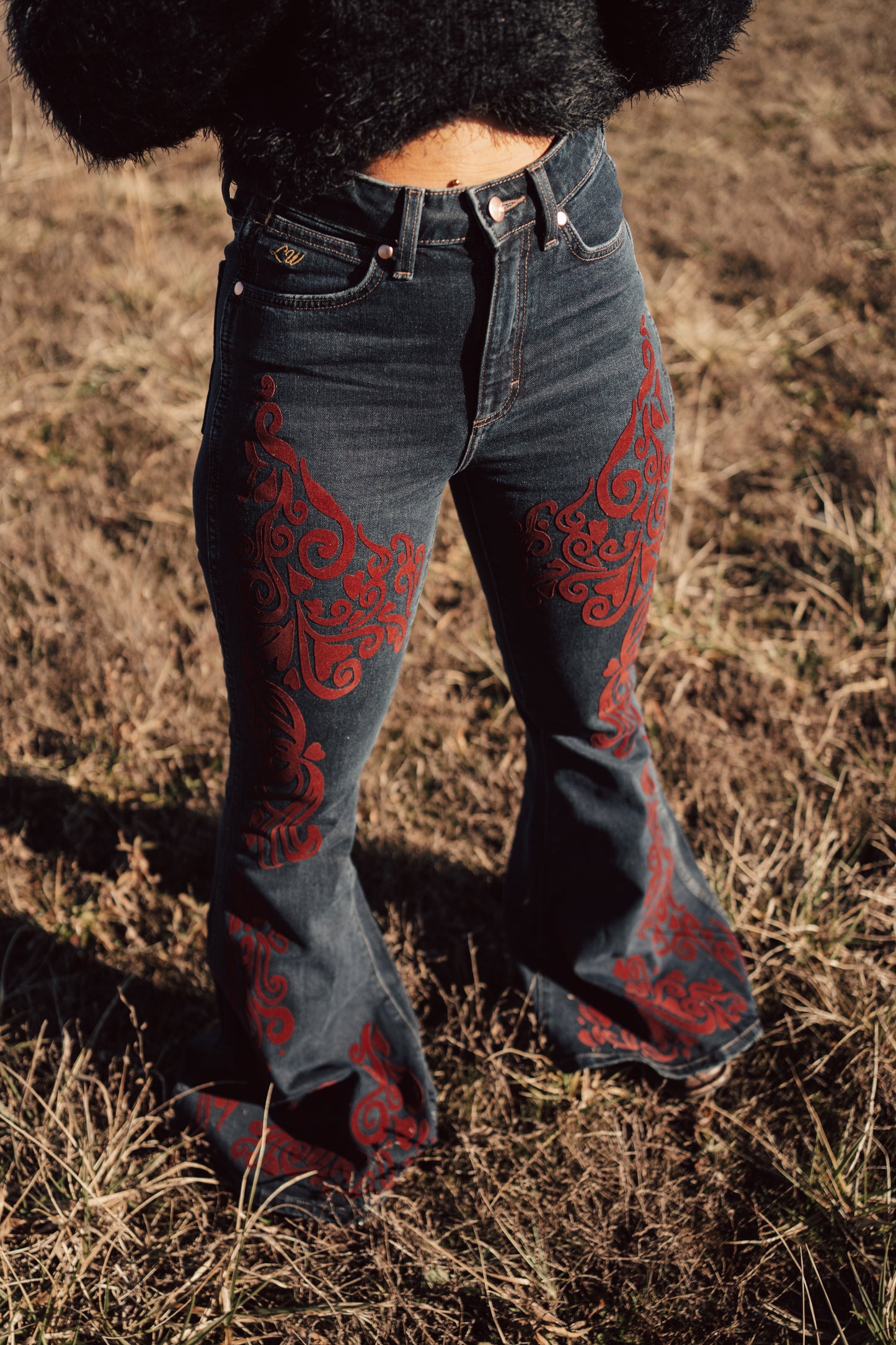 Sale ✨Wrangler X Lainey Wilson Flocked Bell Bottom Jeans