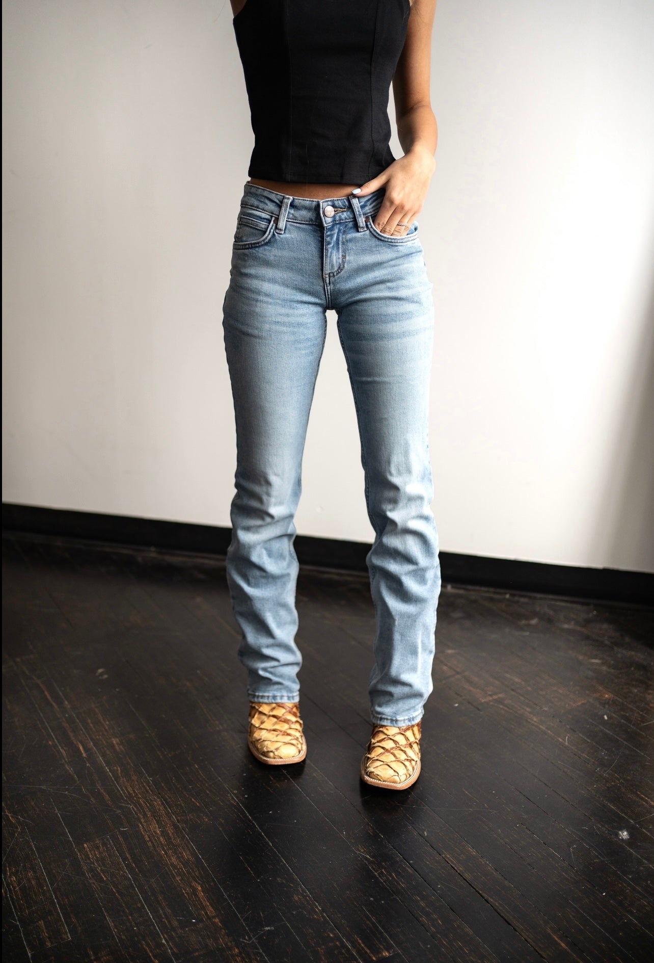 Final Sale ✨ Nellie Bootcut Women's Mid Rise Jeans