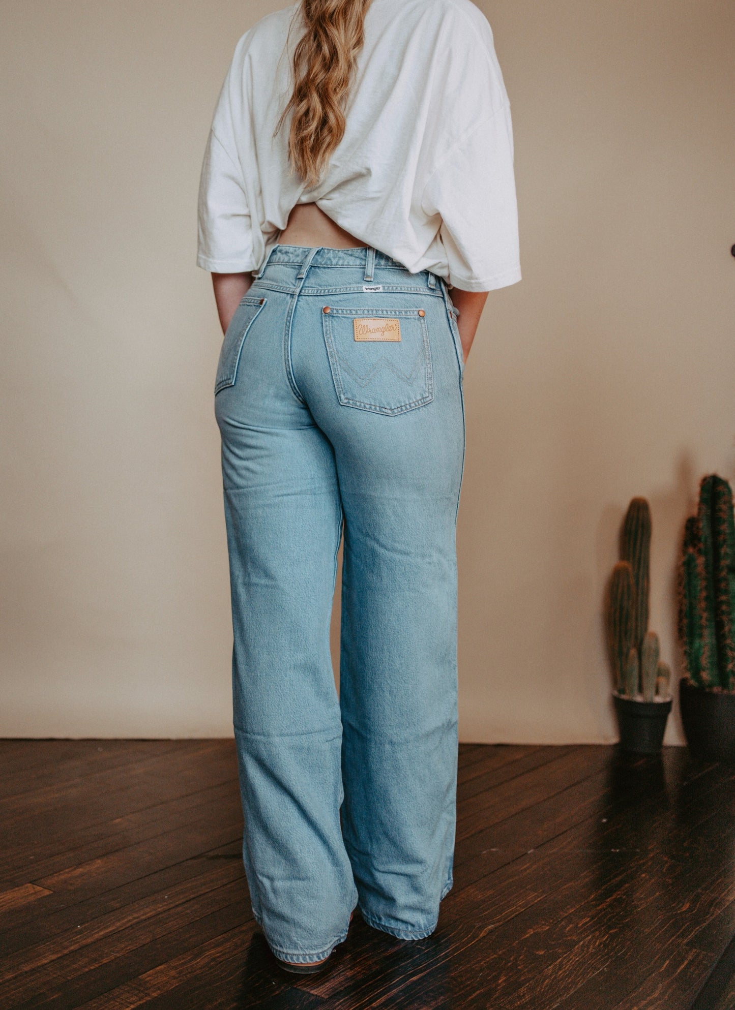 Sale ✨ Wrangler Unbound Sky Wide Leg Women's Jeans