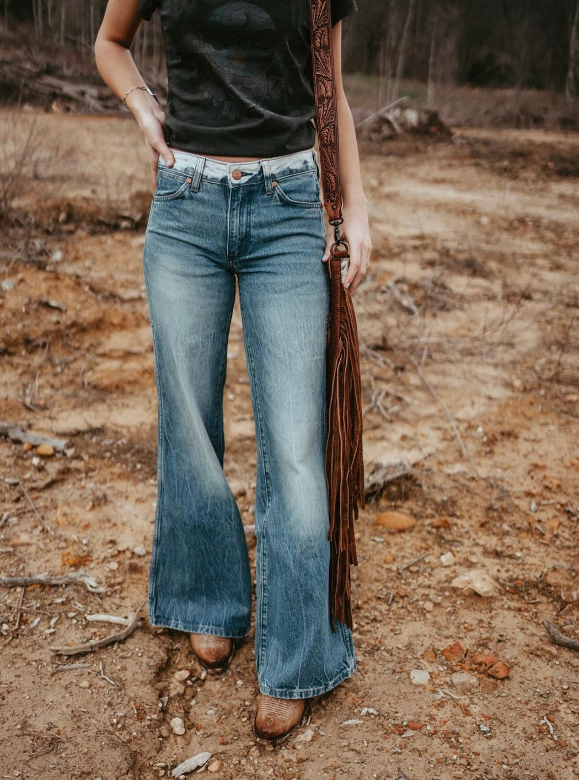 Sale ✨ Wrangler Carly Bleached Out Flare Women's Jeans