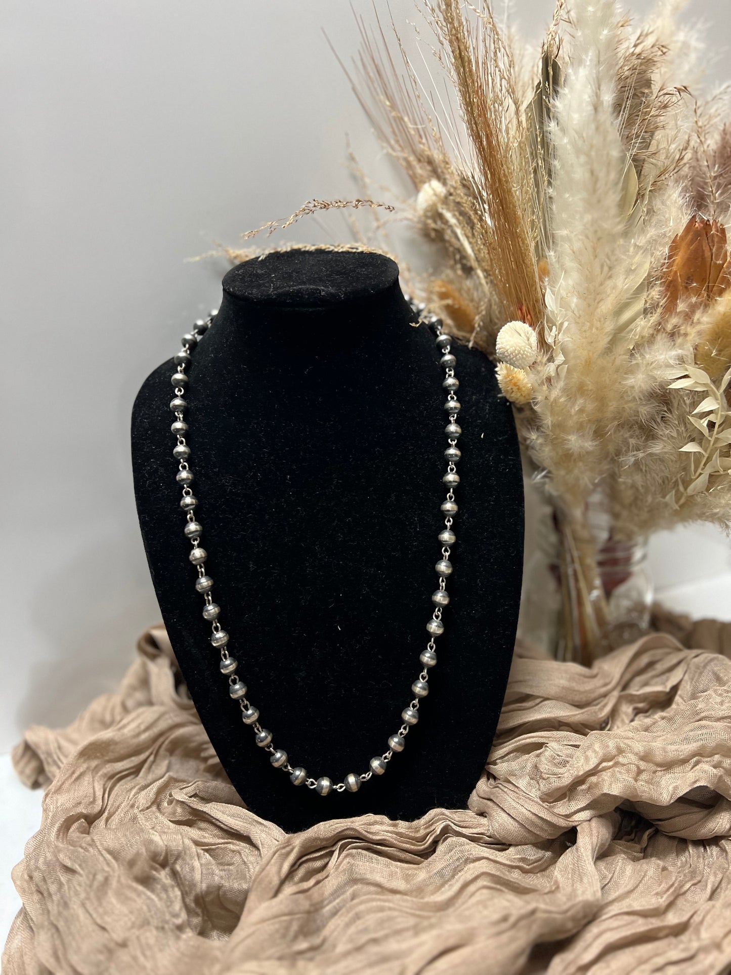 27 inch 9 mm Navajo Pearls