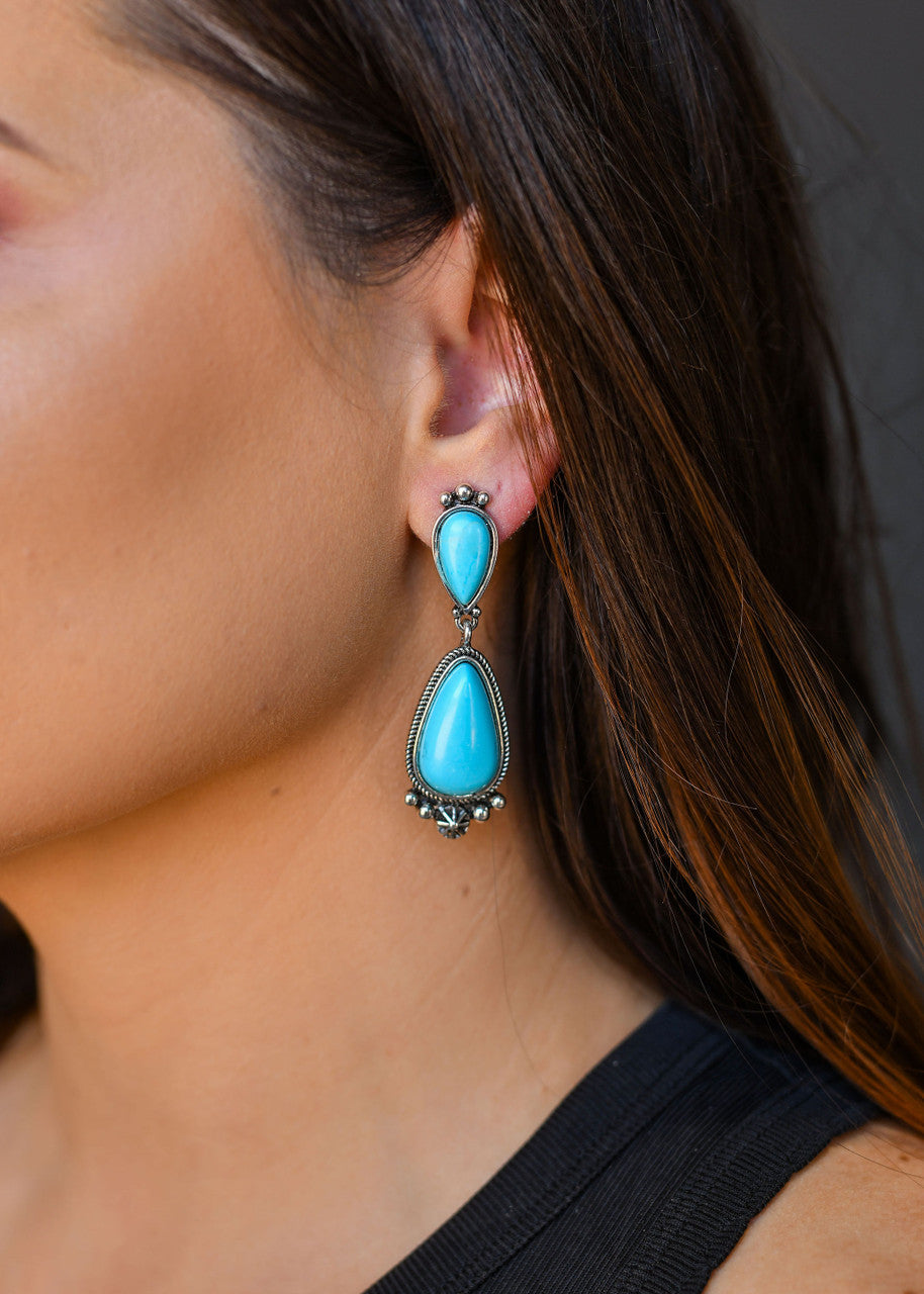 Cora teardrop earrings