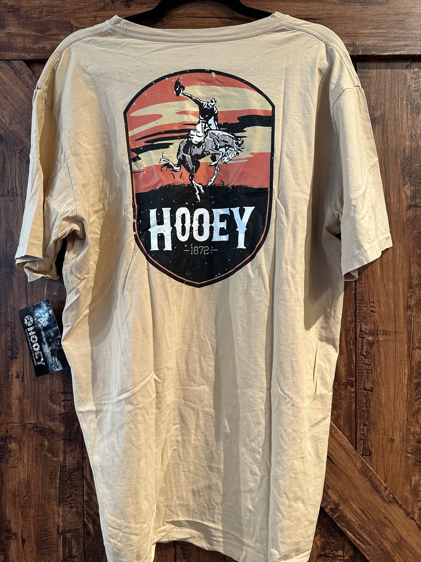 Cheyenne Tan T-shirt With Yellow Logo