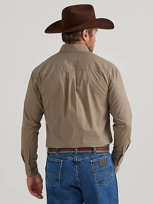 Men’s wrangler George Strait Button Up Long Sleeve