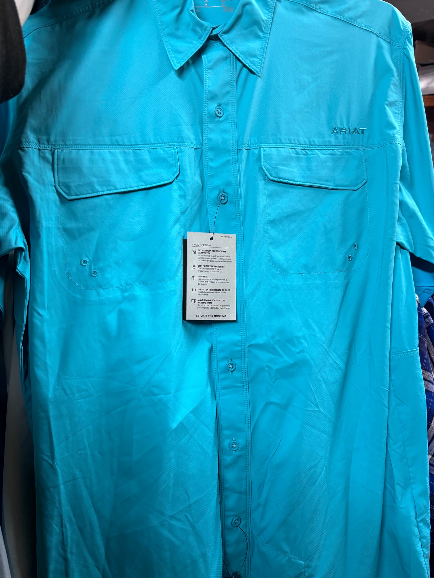 Final Sale ✨Ariat Men's VenTek Outbound Solid Short Sleeve Button-Down Performance Western Shirt