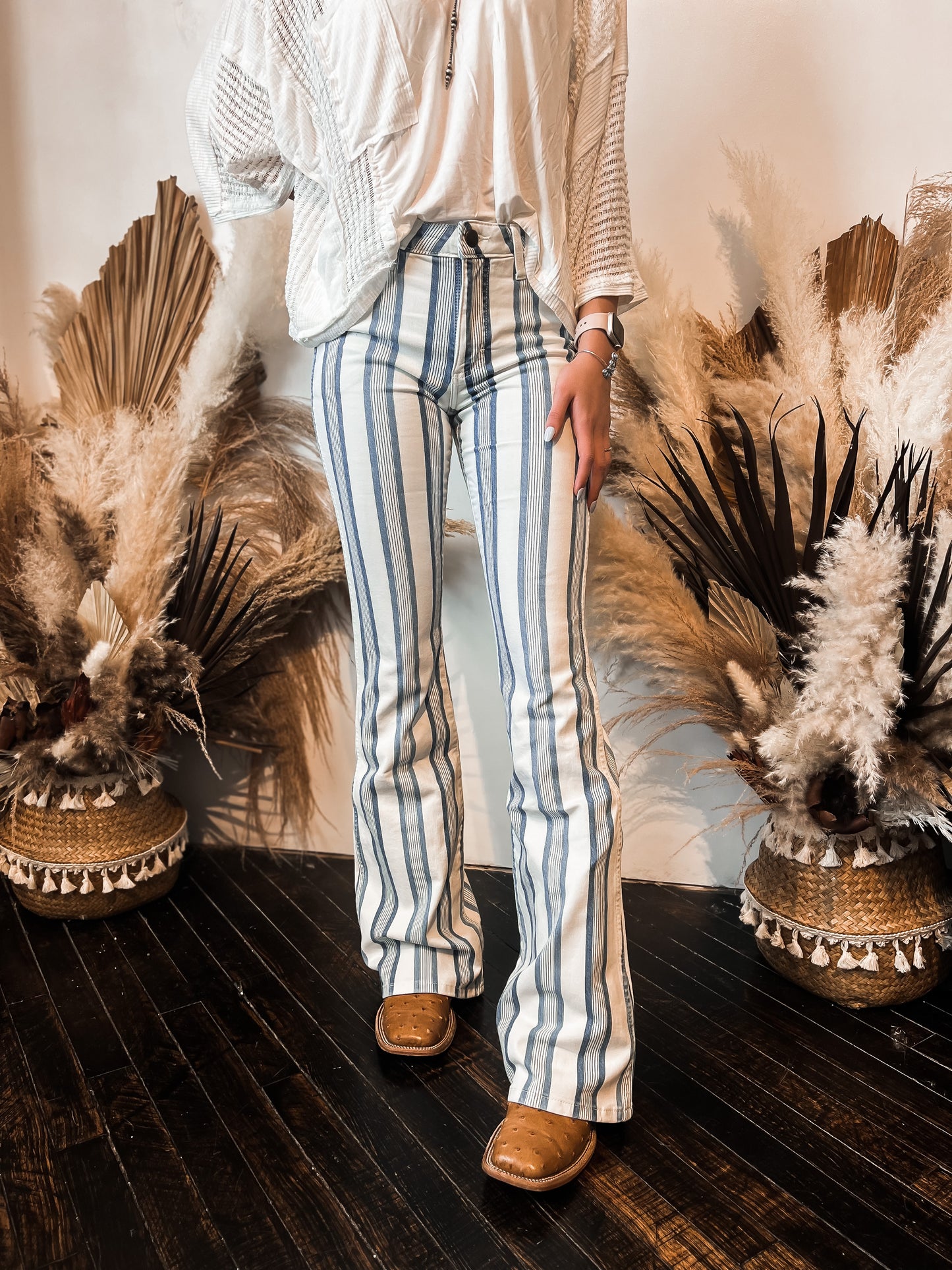 Wrangler Rodeo Stripe Flares