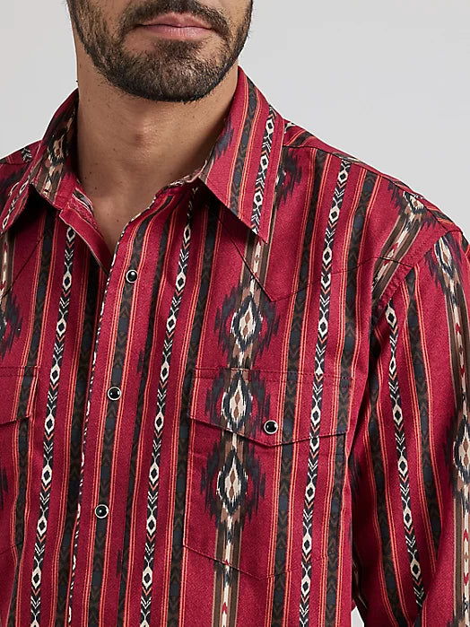 Wrangler Checotah Crimson