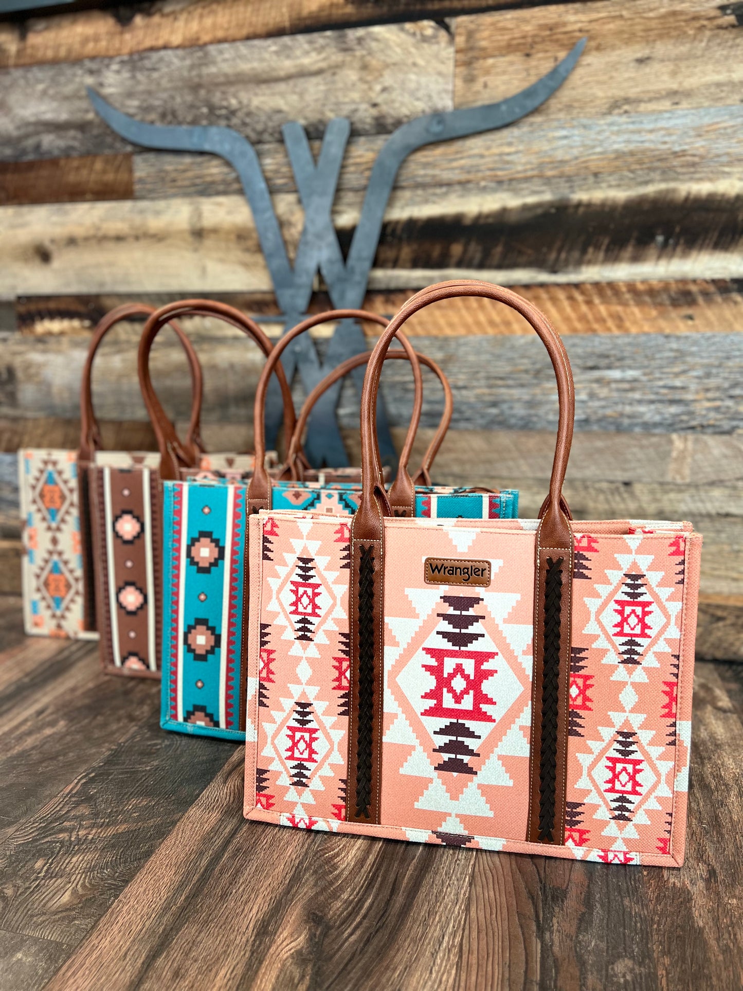Black Friday✨ Pink Southwestern Tote