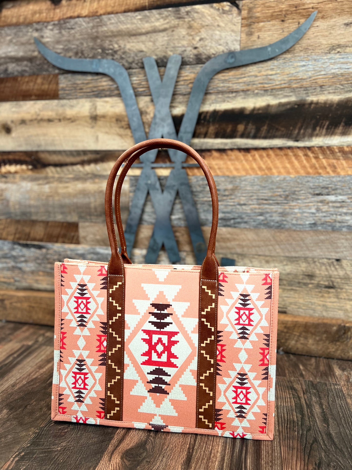 Black Friday✨ Pink Southwestern Tote