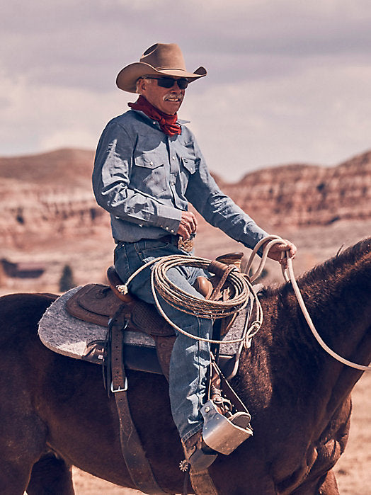 Wrangler Cowboy Chambray Snap Up