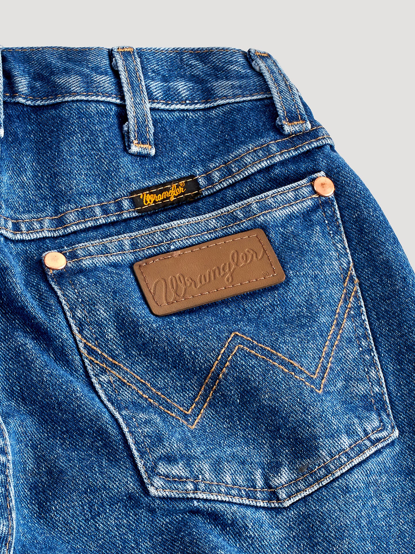 Wrangler Reworked Mid Wash Women's Shorts
