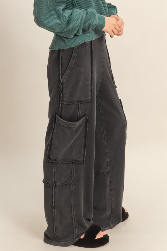 Lucy Oversized Cargo Sweatpants Black
