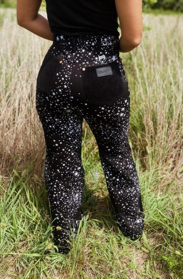 Final Sale ✨ Wrangler Vintage Cosmic Cowgirl Flares
