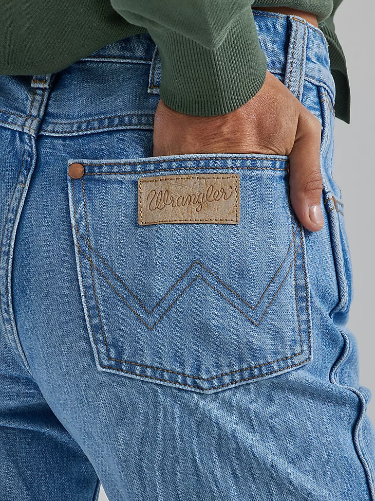 Final Sale ✨ Wrangler Daytona Kendall Flare