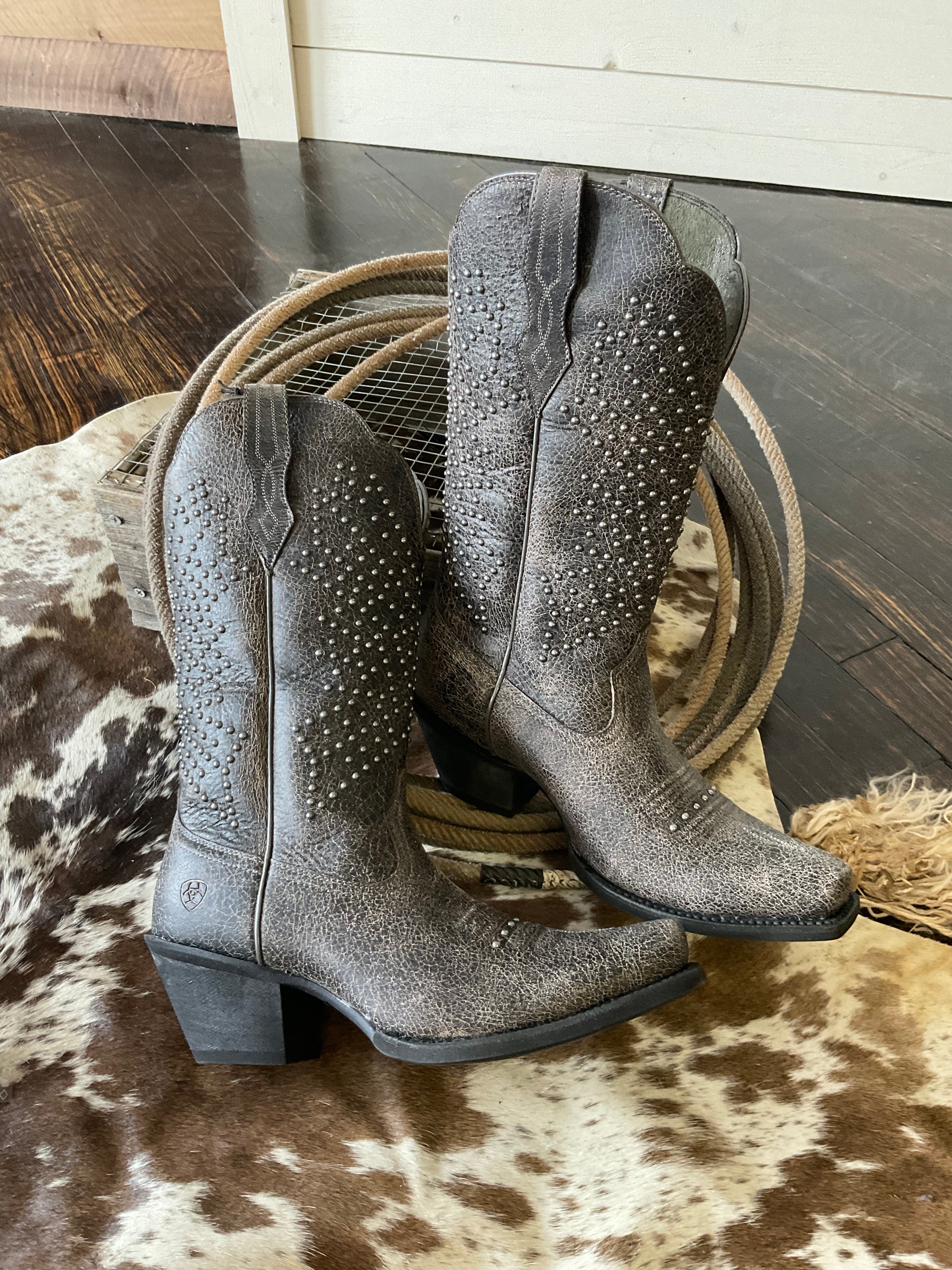 Final Sale Ariat Crinkled Grey Lakyn Boots Wiseman s Western