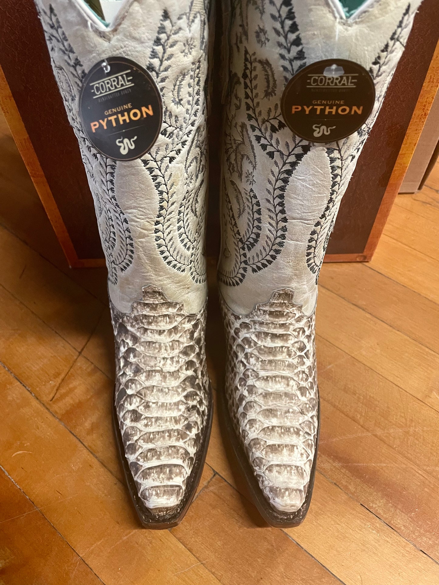Nattie Natural Embroidered Women's Boots