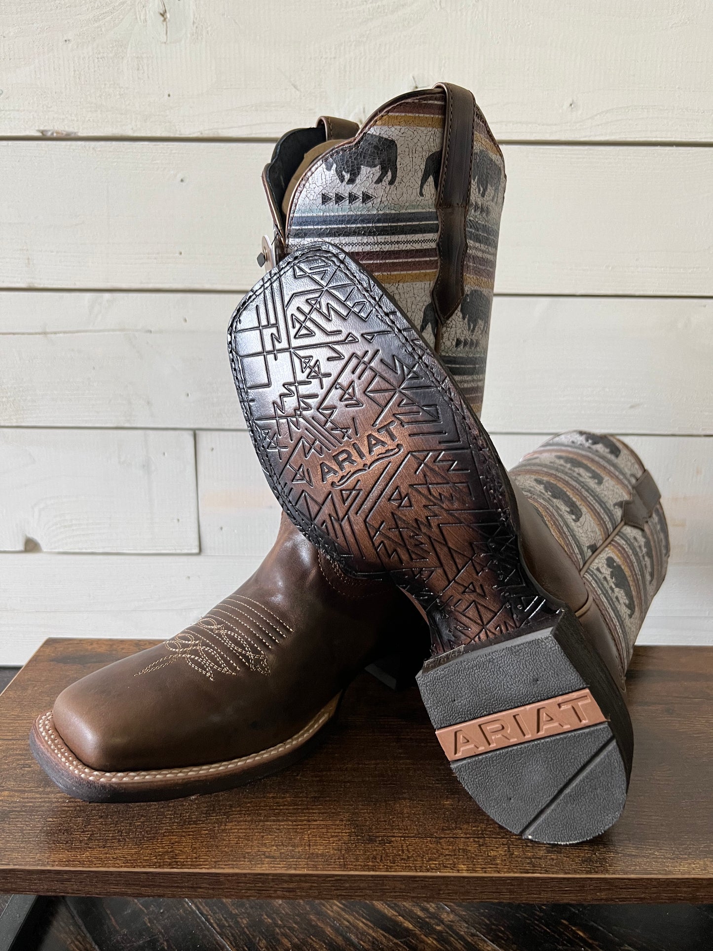 Sale✨ Circuit Savannah Ash Brown/Buffalo Print