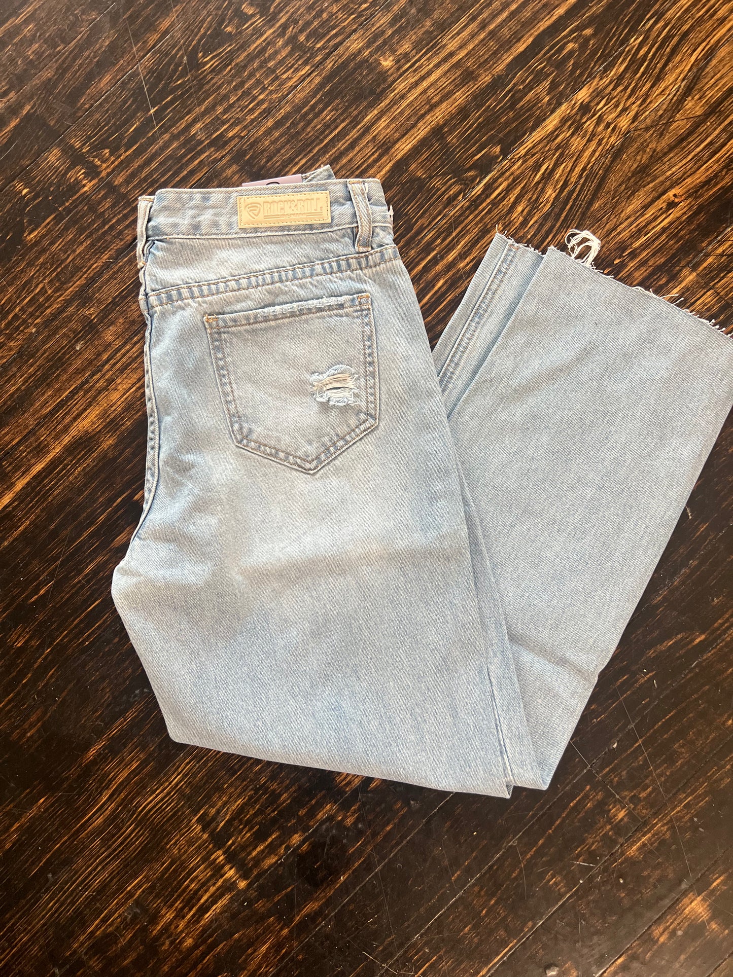 Final Sale ✨Dallas Distressed Cropped
