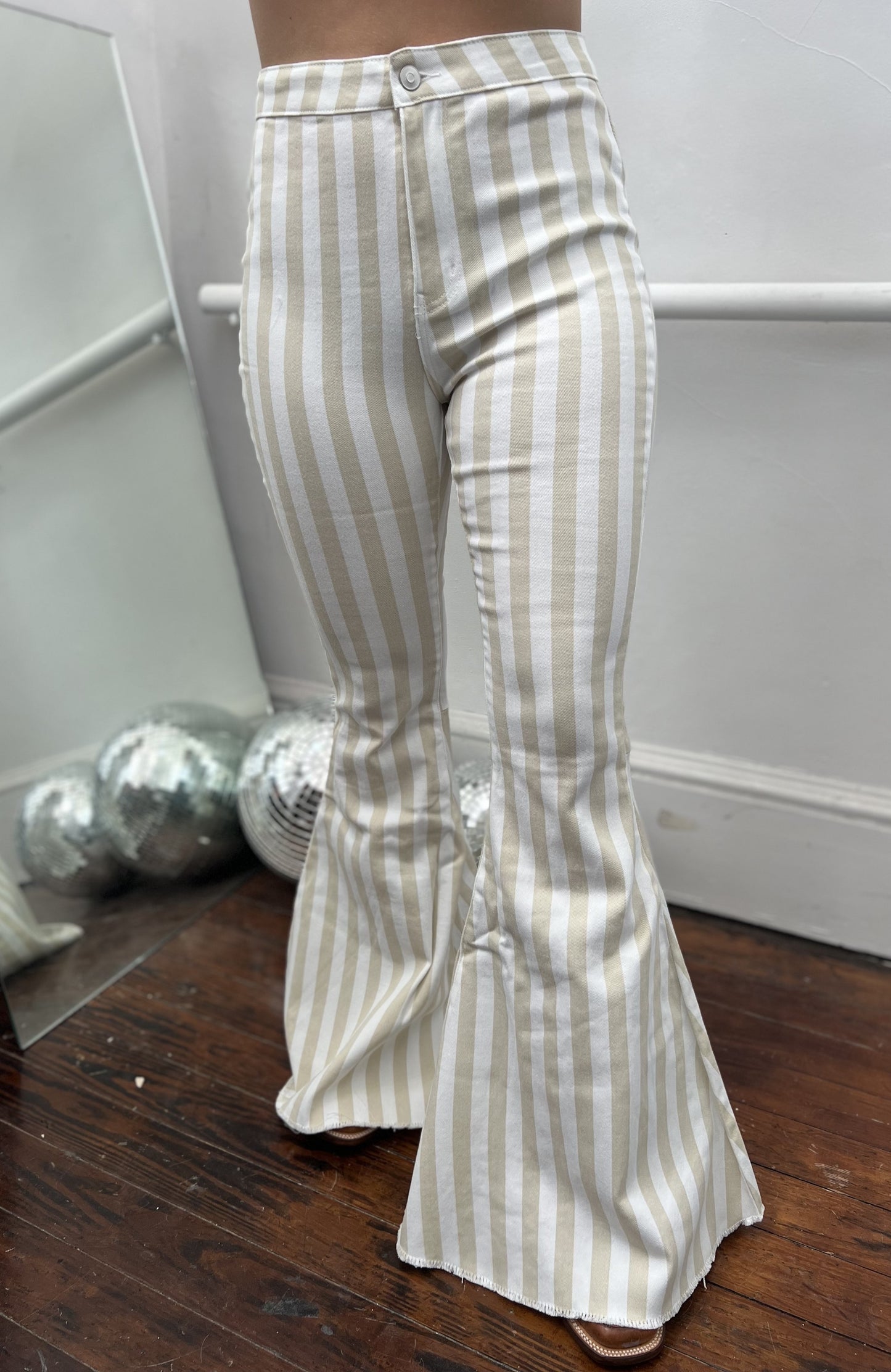 Final Sale ✨ Sarah Tan Stripe Women’s Bells