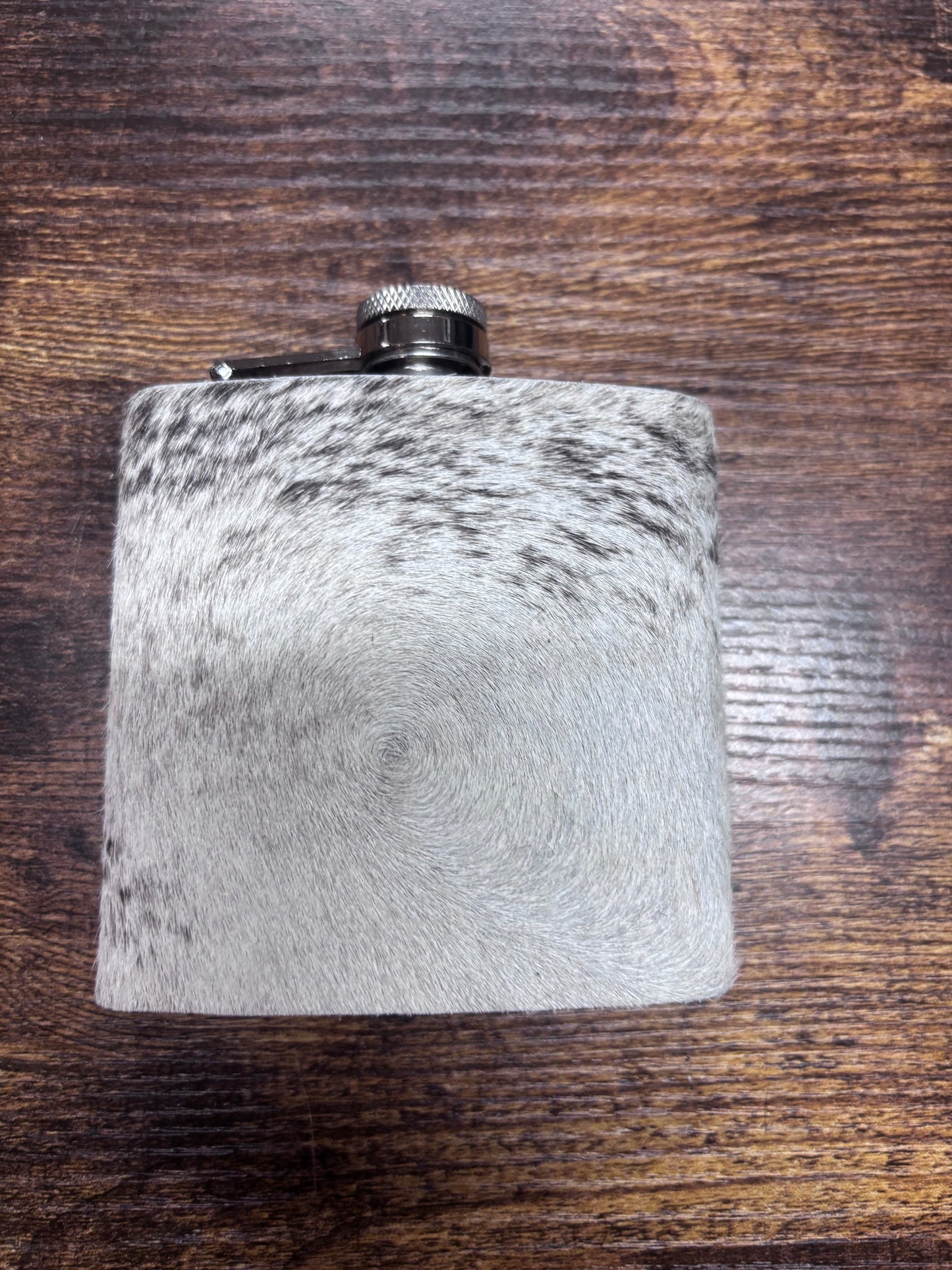 Cowhide Stainless Steel Flask 6oz Swirl White