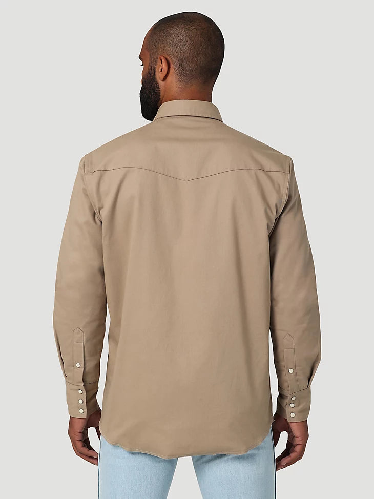 Wrangler Long Sleeve Flannel Lined Work Shirt in Dune