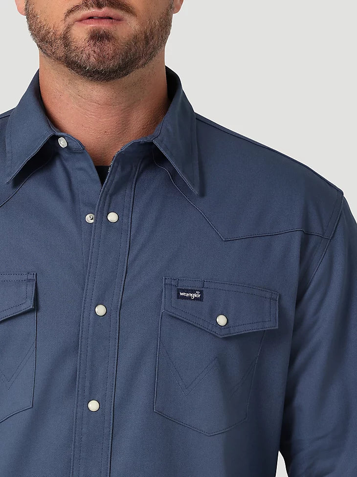 Wrangler Long Sleeve Flannel Lined Work Shirt in Vintage Indigo
