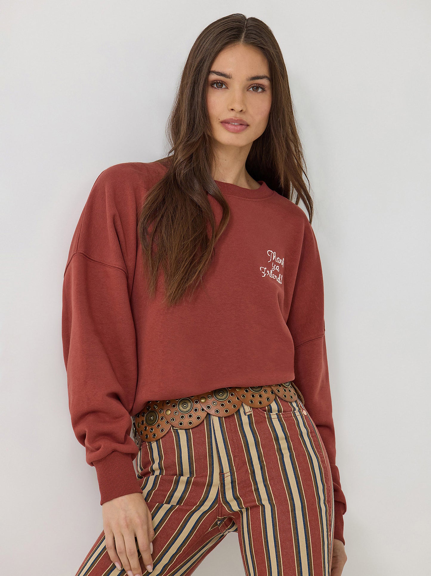 Wrangler X Lainey Wilson Thank Ya Friend Sweatshirt