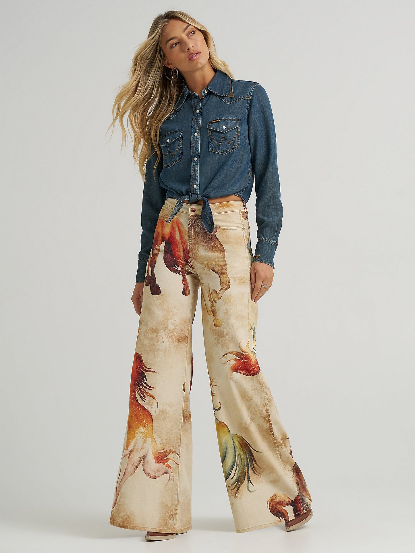 Wrangler Lainey Wilson Punchy Wild Horses