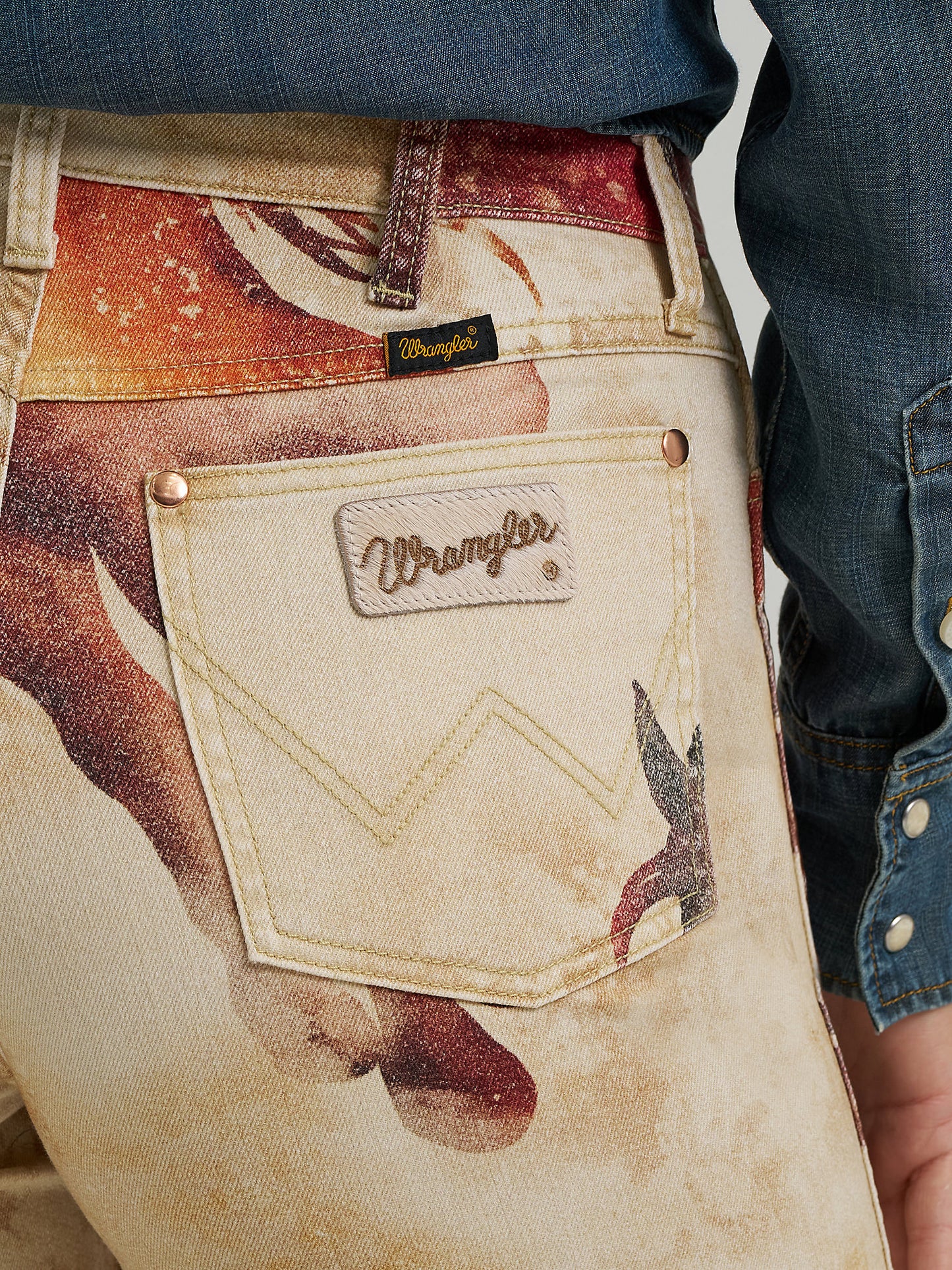 Wrangler Lainey Wilson Punchy Wild Horses