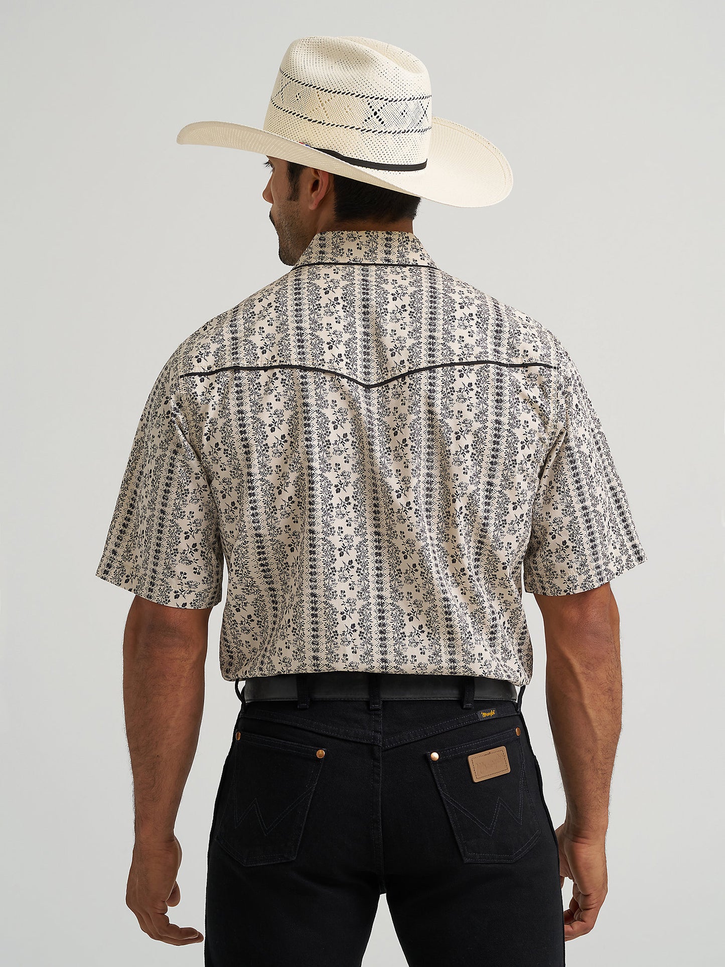 Wrangler Piped Black & White Snap Up