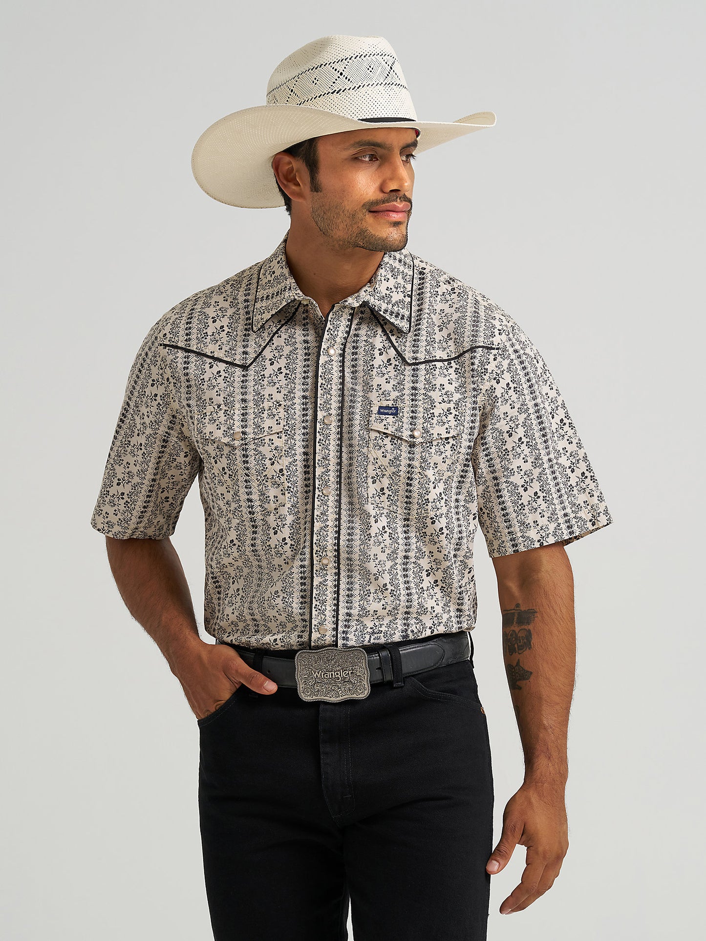 Wrangler Piped Black & White Snap Up