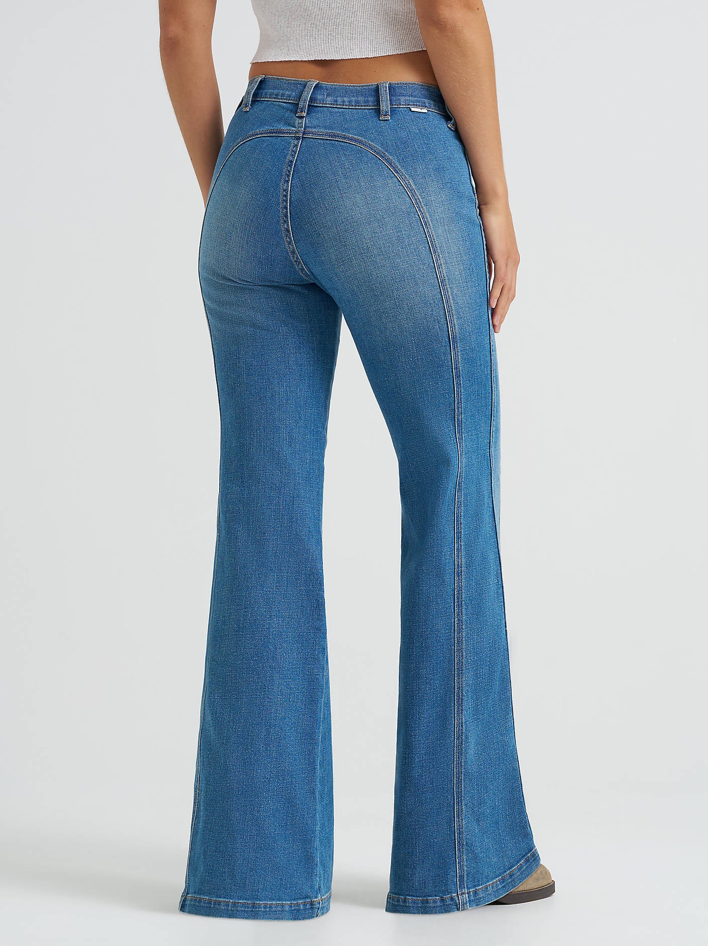 Wrangler Saddle 70s Flare